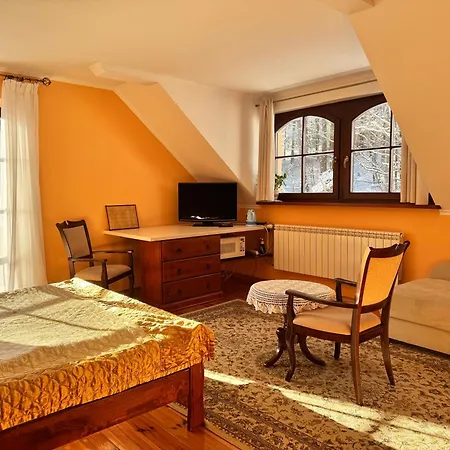 Lesna Polana B&B 스클라르스카포렘바