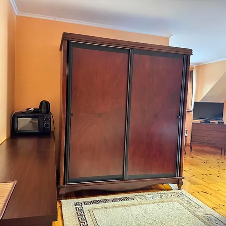 Lesna Polana 스클라르스카포렘바