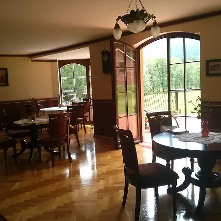 Lesna Polana 3*