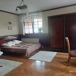 Bed & Breakfast Lesna Polana 3*